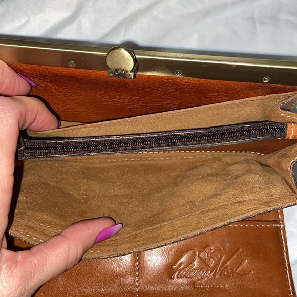 EUC Patricia Nash Cauchy Leather Frame Wallet Floral Print. - Picture 14 of 16